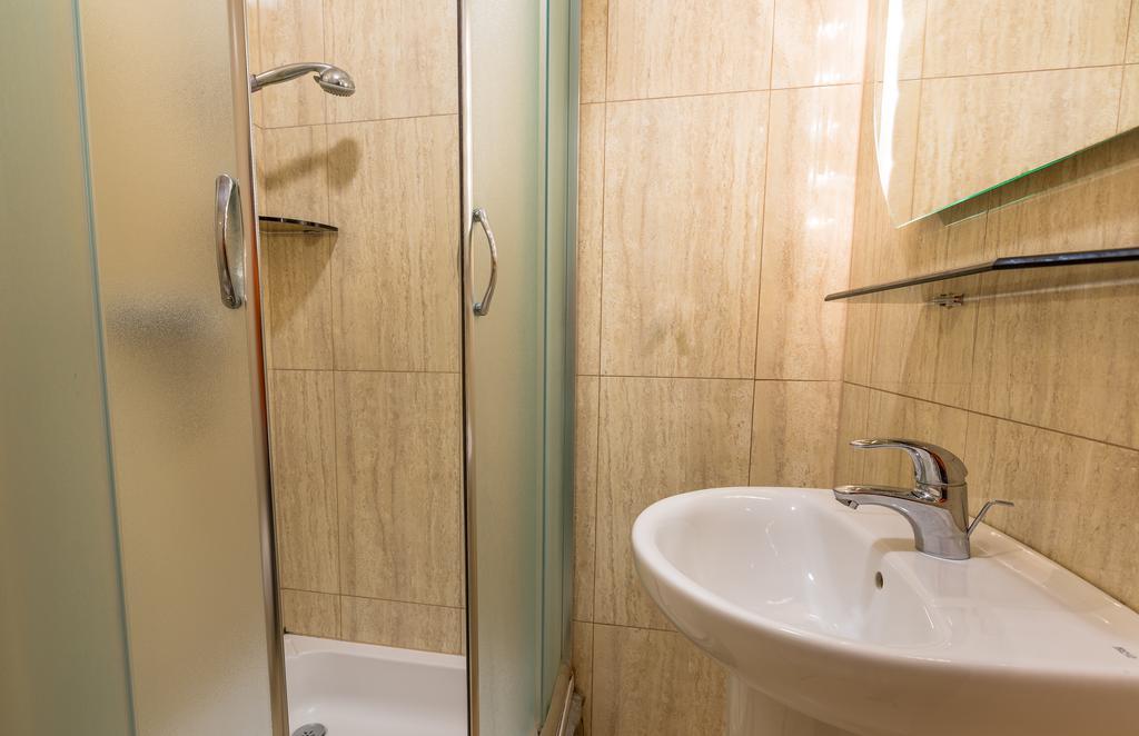 Krakowiacy I Gorale Hotel Krzyszkowice Kamer foto