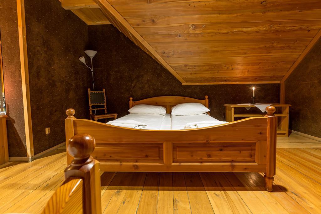 Krakowiacy I Gorale Hotel Krzyszkowice Buitenkant foto
